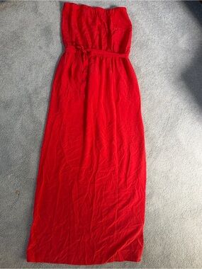 Krisa dresses- Strapless Red Maxi Dress with slit and Waist Tie